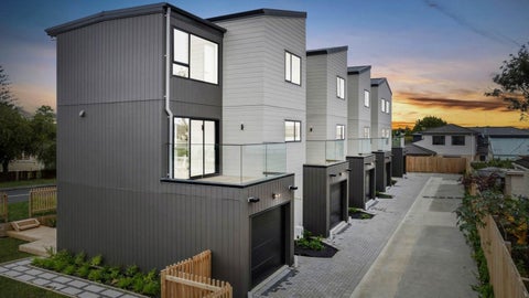 122 Kervil Avenue, TE ATATU PENINSULA, AUCKLAND