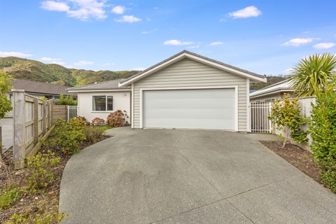 31 Henrietta Maxwell Grove, Wainuiomata, Lower Hutt