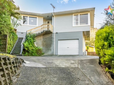 25 Lowry Crescent, Stokes Valley, Lower Hutt