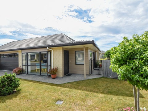 52 Ashmore Park Road, Carterton, Carterton