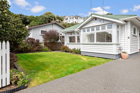 11 Humber Street, Island Bay, Wellington