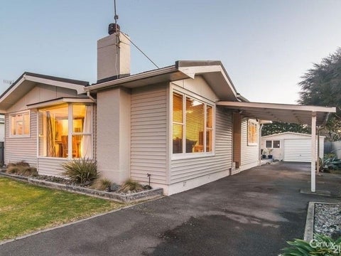 16 Mazengarb Road, Paraparaumu Beach, Paraparaumu