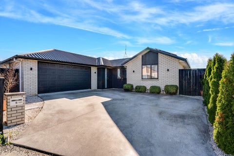 6 Hourua Lane, Glenview, Hamilton