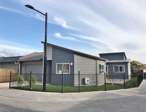 13 Karetai Crescent, Favona, Auckland