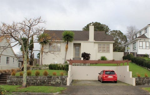 50 Waiohua Road, Greenlane, Auckland