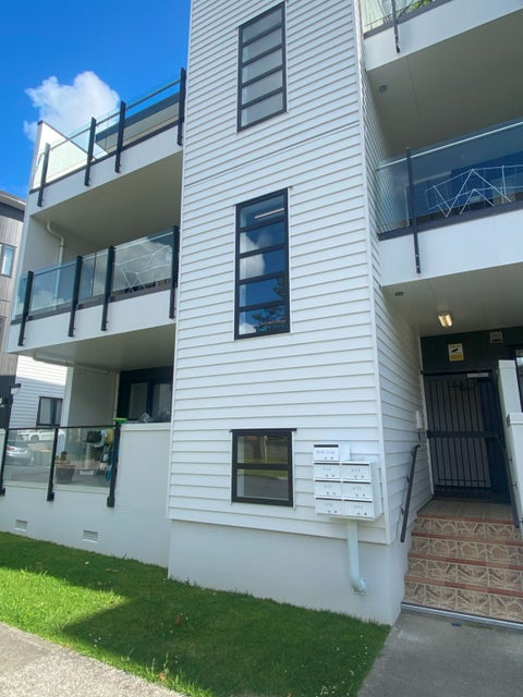 3/11 Carlos Drive, Flat Bush, Auckland