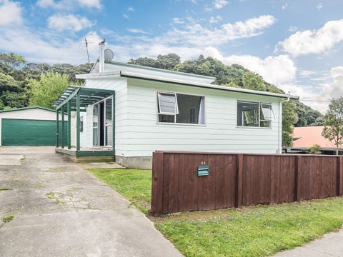 25 Ruahine Street, Paraparaumu