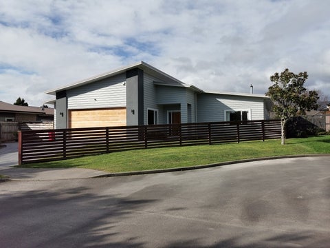 7 Jean Hing Place, Otaki