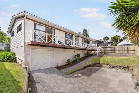 1/19 Blacklock Avenue, Henderson, Auckland