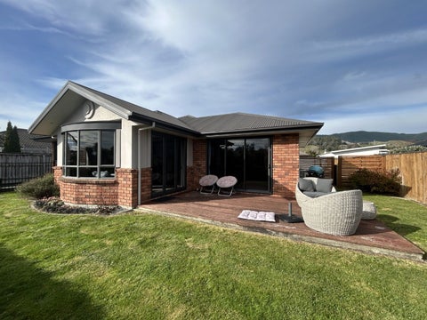 30 Cambelldon Crescent, Stoke, Nelson