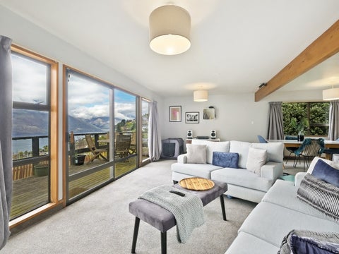 14A Cameron Place, Fernhill, Queenstown