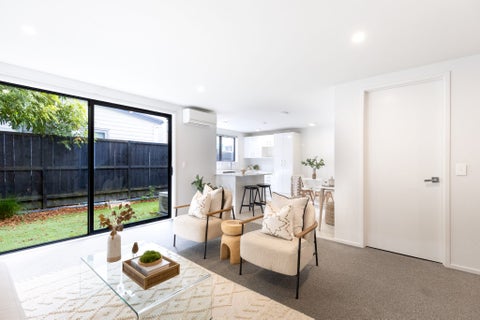 14B Ropata Avenue, Point England, POINT ENGLAND