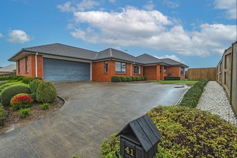 41 Rosalie Terrace, Kelvin Grove, Palmerston North