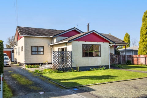 42 Rhodes Street, Carterton
