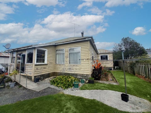 16 Bridge Street, Tuatapere, Tuatapere
