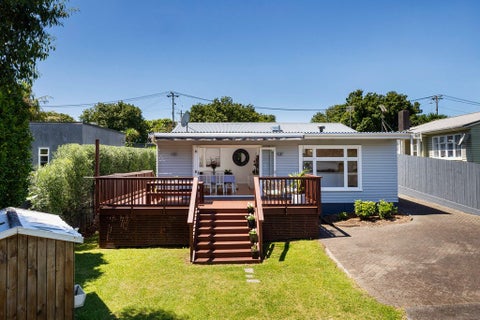 14 Leone Terrace, Mount Albert, Auckland
