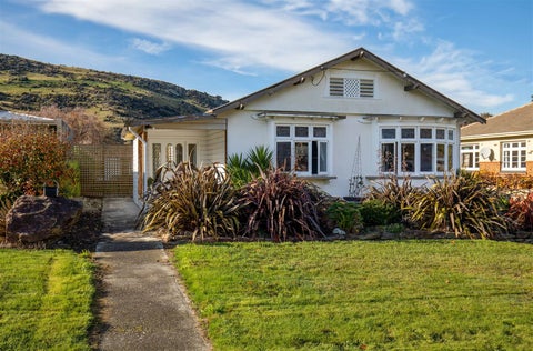 6 Ancrum Street, Roxburgh, Roxburgh
