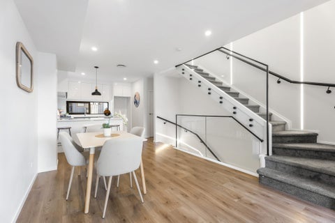 2/245 Campbell Road, Greenlane, Auckland