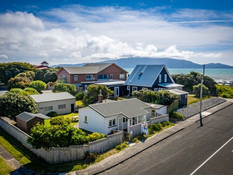 4 Waimea Road, Waikanae Beach, Waikanae
