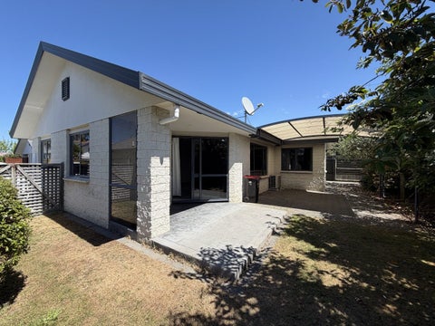 4/304 SOUTHAMPTON STreet West, AKINA, Hastings