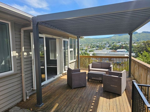1 Taylor Terrace, Tawa, Wellington