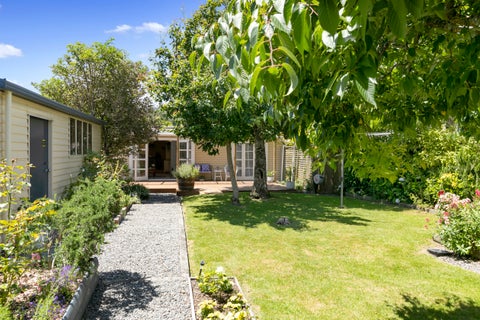 74 Main Road, Wainuiomata, Lower Hutt