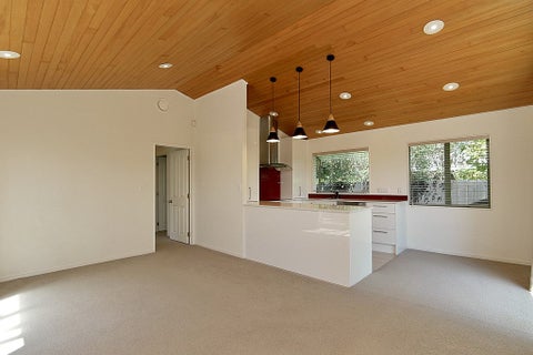 36A Fielding Crescent, Farm Cove, Auckland