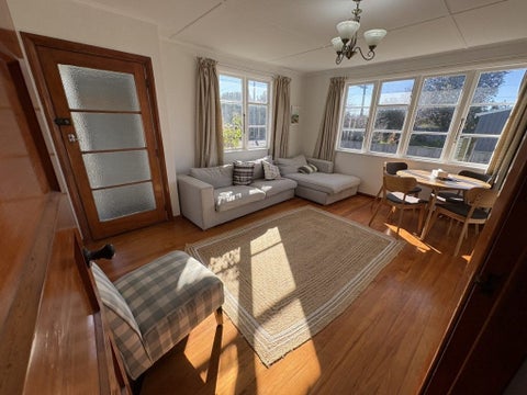 30 Broadway Street, Martinborough