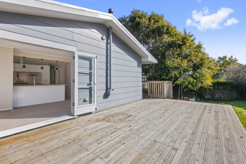 17 Moult Street, Titahi Bay, Porirua