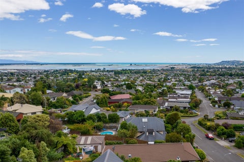 8 Lodestone Road, Richmond