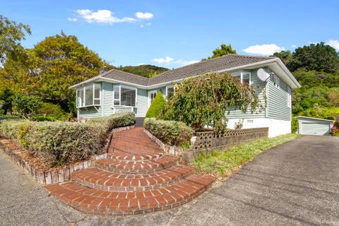 72 Tawhai Street, Stokes Valley, Lower Hutt