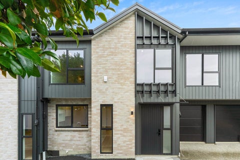 2 Coronation Street, Belmont, Auckland