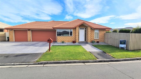 3 Sweet Waters Place, Woolston, Christchurch