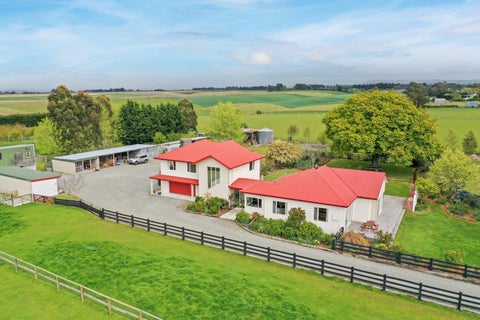331 Fairview Road, Fairview
