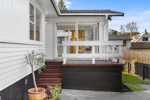 1/23 Okareka Place, Pakuranga Heights, Auckland