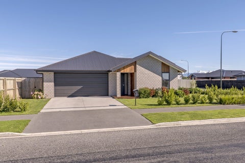 61 Greendale Road, Darfield, Darfield
