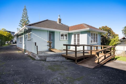 116 Kervil Avenue, Te Atatu Peninsula, Auckland