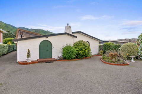 57 Parata Street, Waikanae