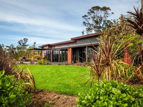 437 Surrey Road, Tariki, Inglewood