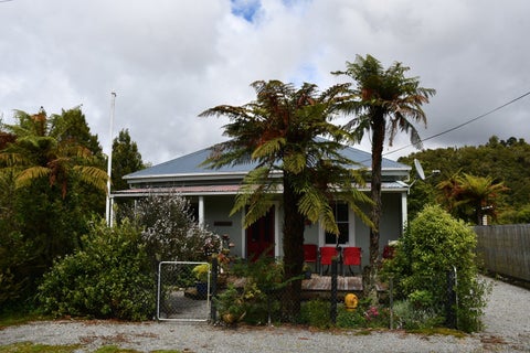 8 Gladstone Street, Seddonville, Westport