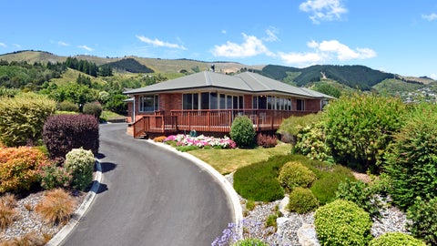 6 Highfield Grove, Richmond