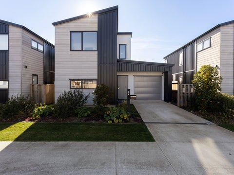 84 Jacks Landing Drive, Hamilton Lake, Hamilton
