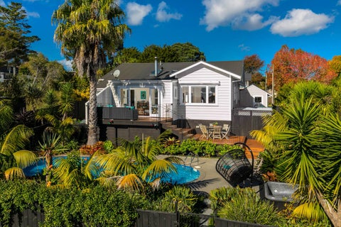 21 Outlook Road, Greenhithe, Auckland