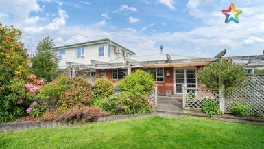73 Black Road, Otatara