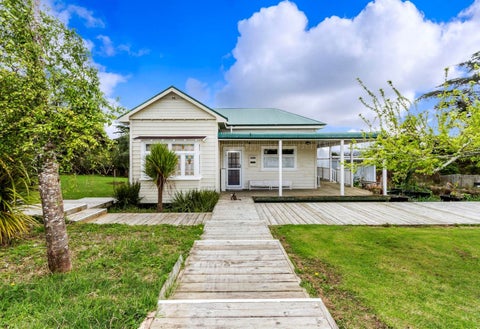 145 Simpson Road, Henderson Valley, Auckland