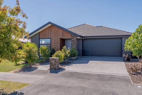 35 Craig Thompson Drive, Lincoln, Lincoln