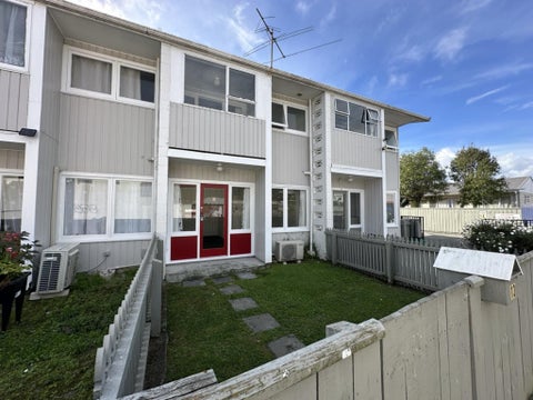 13/6 Keys Street, Elderslea, Upper Hutt