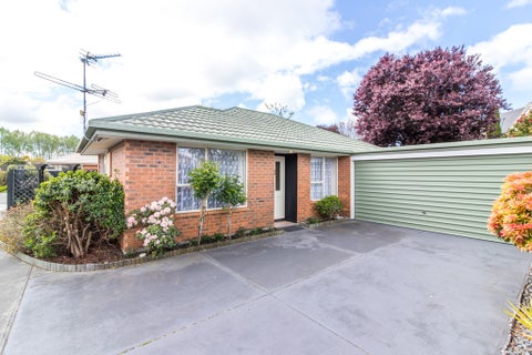 1/6 Innisfree Place, Northwood, Christchurch