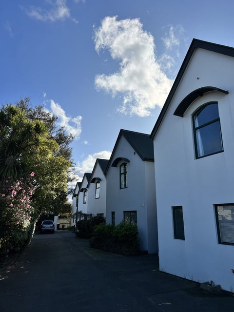 4/17 Bristol Street, St Albans, Christchurch