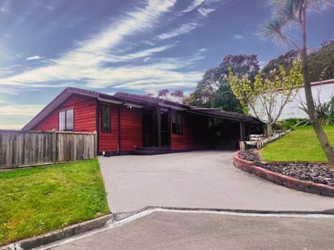 35 Westhaven Drive, Tawa, Wellington
